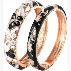 Alloy Butterfly Filigree Enameled Bangle Bracelet Spring Hinged Clasp